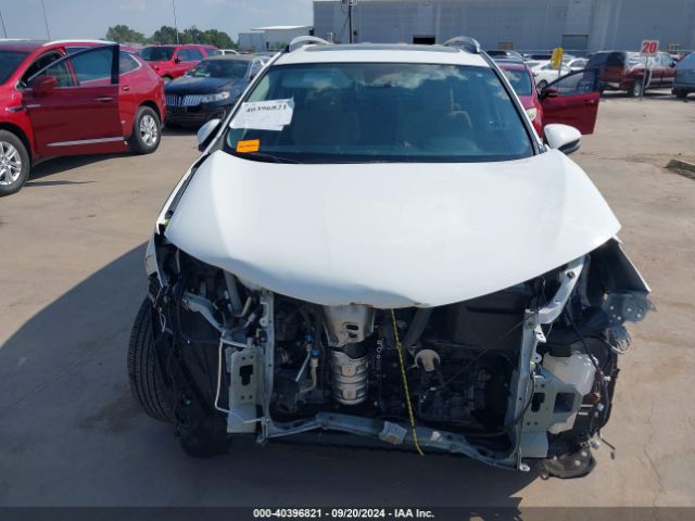 JTMWFREV6HJ714254 Toyota Rav4 Xle