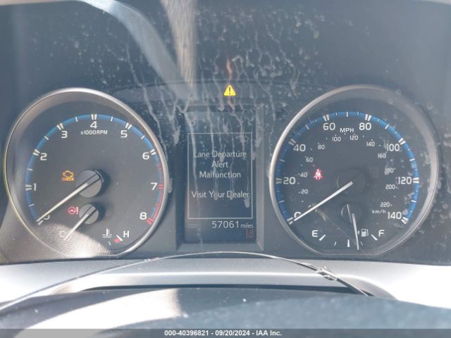 JTMWFREV6HJ714254 Toyota Rav4 Xle