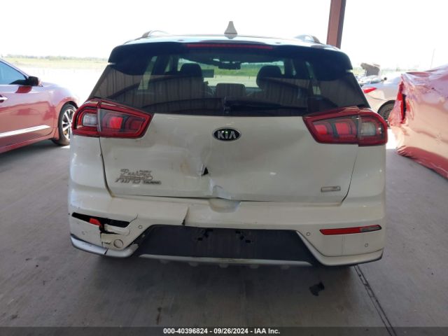 KNDCE3LC4H5042059 KIA Niro Touring