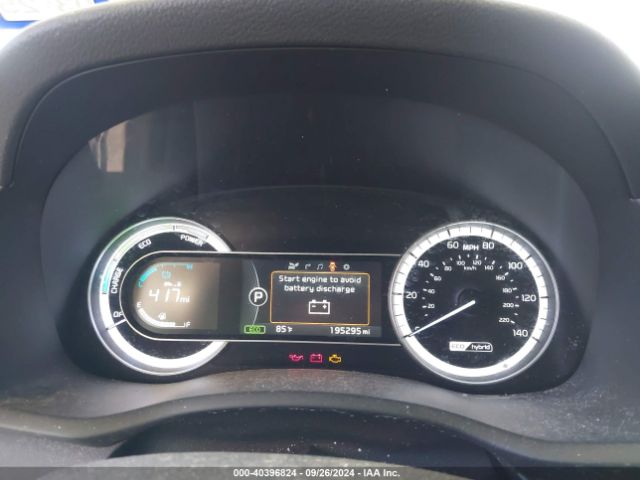 KNDCE3LC4H5042059 KIA Niro Touring