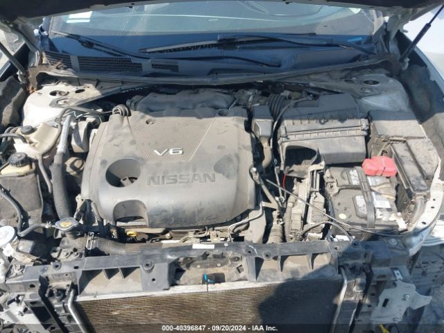 1N4AA6AP0JC387395 Nissan Maxima 3.5 Sl