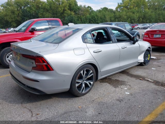 7JRL12TLXRG299451 Volvo S60 B5 Plus Dark Theme