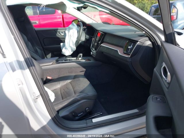 7JRL12TLXRG299451 Volvo S60 B5 Plus Dark Theme