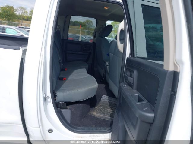 1C6RR7FT5HS705309 RAM 1500 Tradesman Quad Cab 4x4 6'4 Box