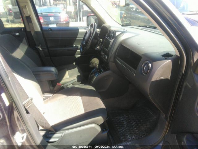 1C4NJPFA2ED522205 Jeep Patriot Latitude