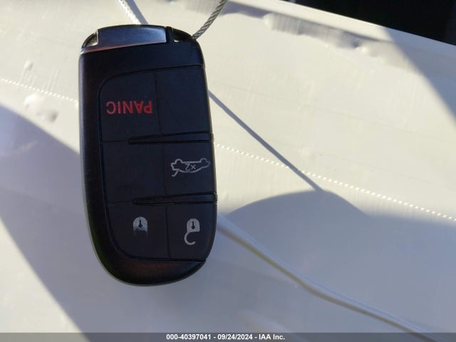 Продаж на аукціоні авто 2016 Chrysler 200 S, vin: 1C3CCCBG7GN104759, номер лоту: 40397041