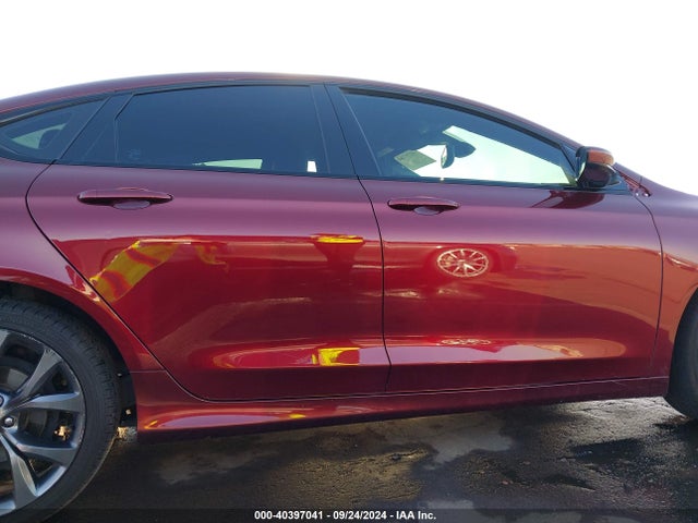 Продаж на аукціоні авто 2016 Chrysler 200 S, vin: 1C3CCCBG7GN104759, номер лоту: 40397041