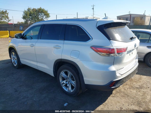 5TDDKRFHXES049000 Toyota Highlander Limited V6