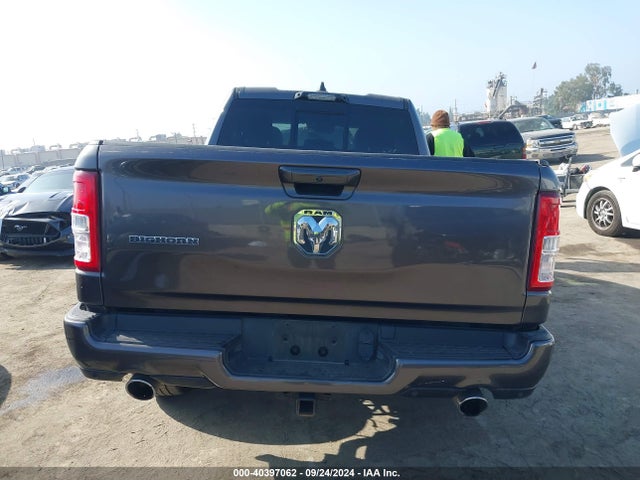 1C6RREBT0MN801464 RAM 1500 Big Horn Quad Cab 4x2 6'4 Box