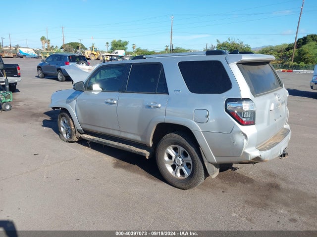 Toyota 4runner Sr5 Premium 2023 JTEFU5JR3P5296469 Image 3