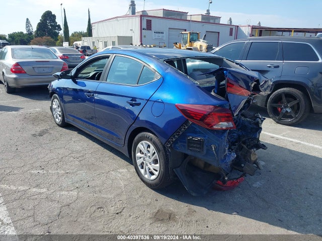 Hyundai ELANTRA SE 2019 5NPD74LF7KH464025 Image 3