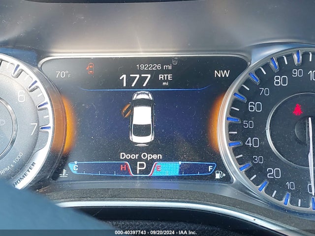 1C3CCCCB1FN545398 Chrysler 200 C