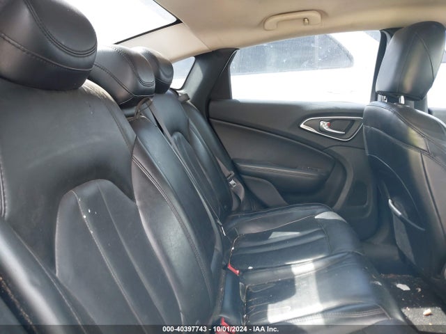 Chrysler 200 C 2015 1C3CCCCB1FN545398 Image 8