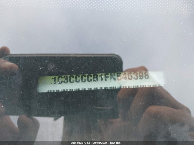 1C3CCCCB1FN545398 Chrysler 200 C
