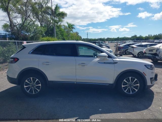 2LMPJ6K97KBL26017 Lincoln Nautilus Select