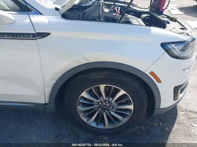2LMPJ6K97KBL26017 Lincoln Nautilus Select