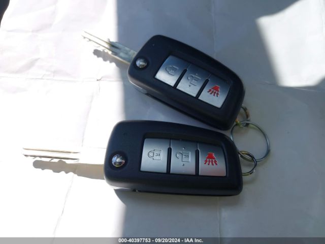 JN1BJ1CR5HW129904 Nissan Rogue Sport S