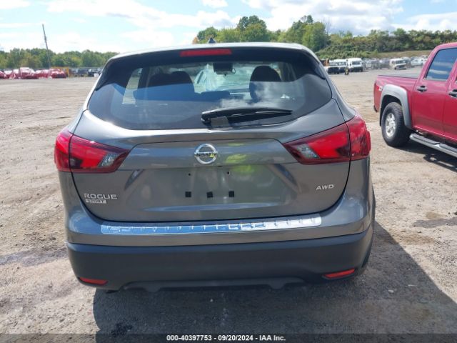 JN1BJ1CR5HW129904 Nissan Rogue Sport S