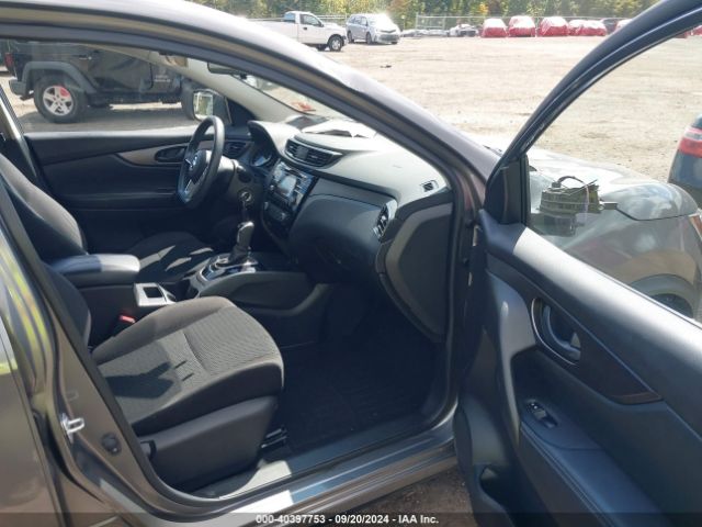 JN1BJ1CR5HW129904 Nissan Rogue Sport S