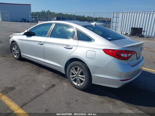 Hyundai SONATA SE 2015 5NPE24AF4FH228489 Image 3