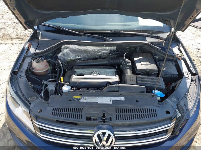 WVGAV7AX8GW590526 Volkswagen TIGUAN S