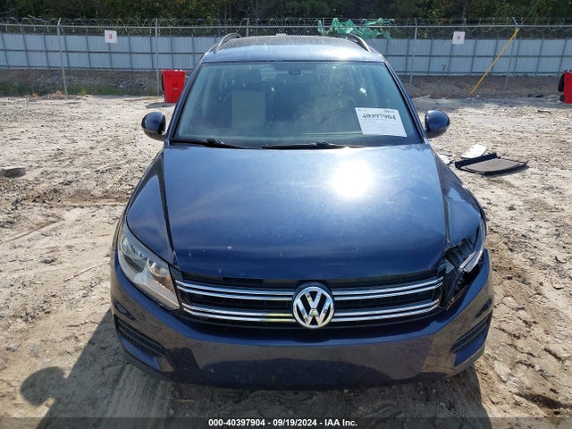 WVGAV7AX8GW590526 Volkswagen TIGUAN S