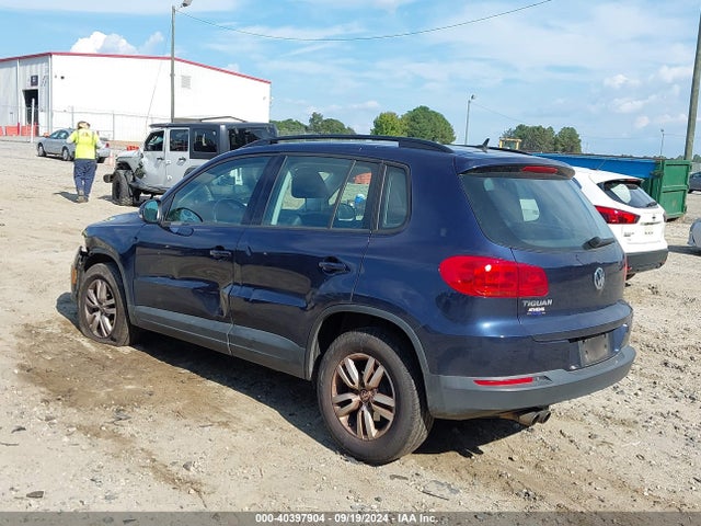 WVGAV7AX8GW590526 Volkswagen TIGUAN S