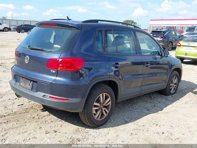 WVGAV7AX8GW590526 Volkswagen TIGUAN S