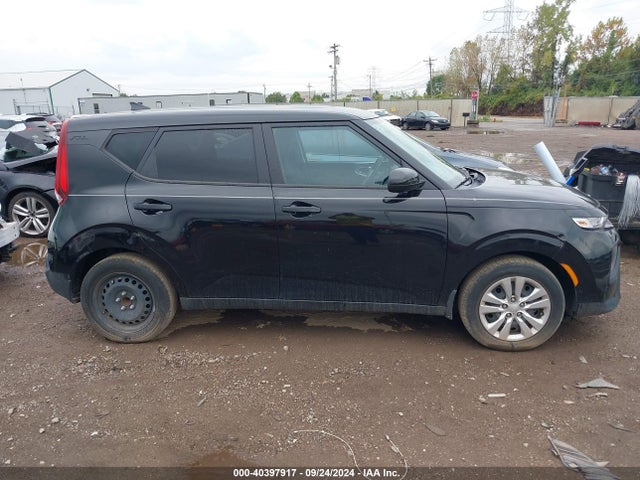 KIA SOUL LX 2020 KNDJ23AUXL7706048 Image 13