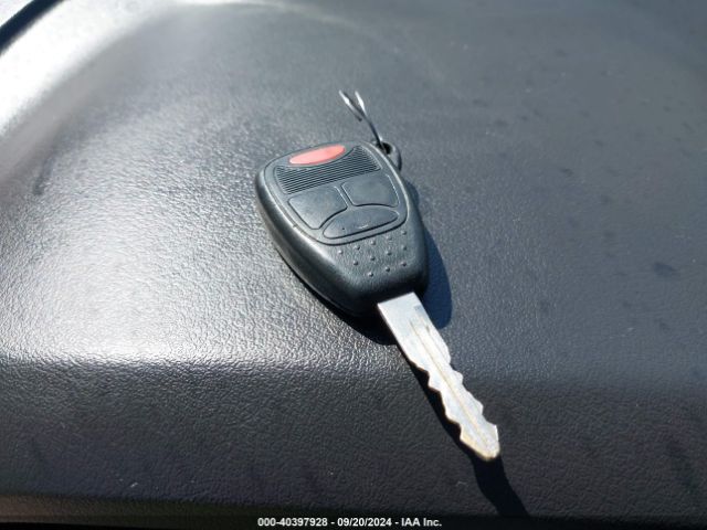 1C4NJCEB3GD704873 Jeep Compass Latitude
