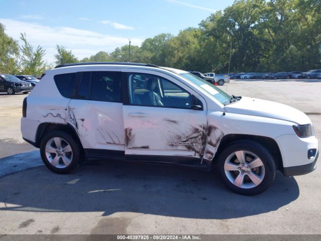 1C4NJCEB3GD704873 Jeep Compass Latitude