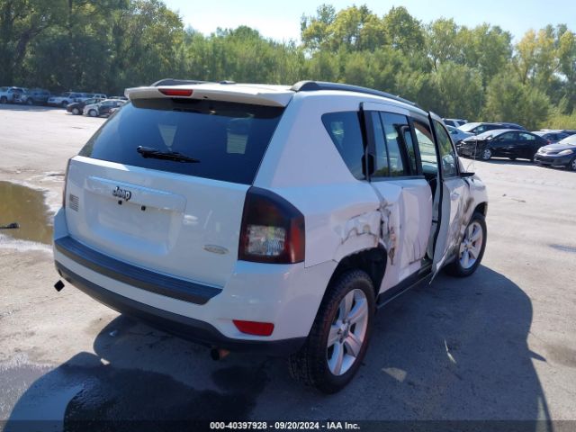 1C4NJCEB3GD704873 Jeep Compass Latitude