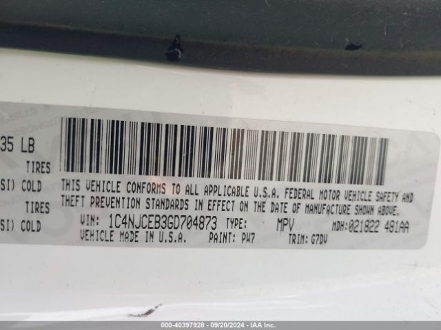 1C4NJCEB3GD704873 Jeep Compass Latitude