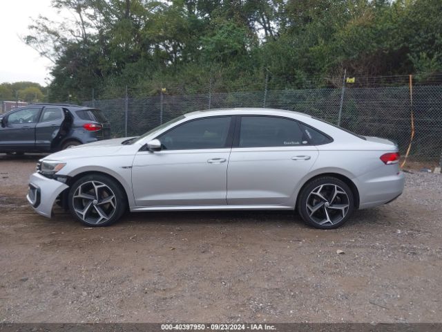1VWMA7A31LC023187 Volkswagen Passat 2.0t R-line