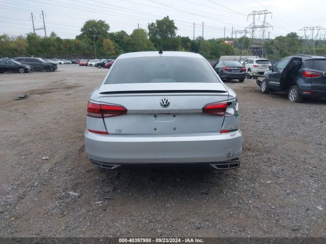 1VWMA7A31LC023187 Volkswagen Passat 2.0t R-line