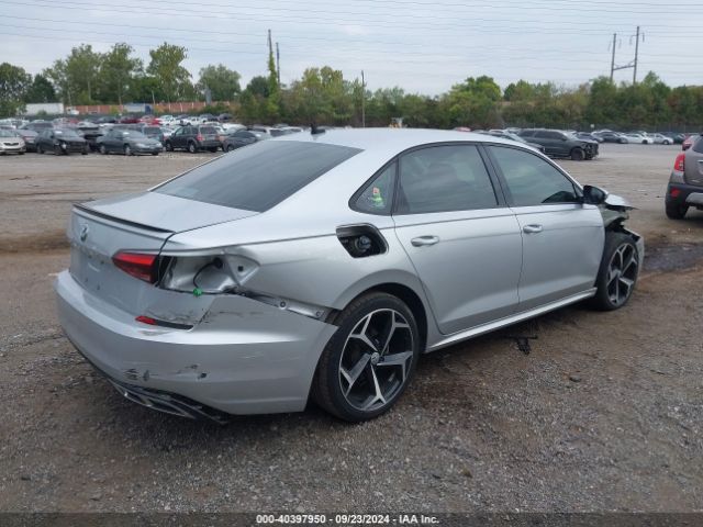 1VWMA7A31LC023187 Volkswagen Passat 2.0t R-line