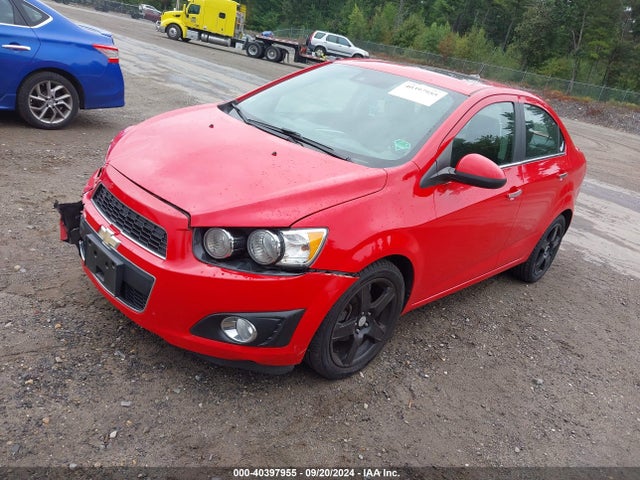 Chevrolet Sonic Ltz Auto 2014 1G1JE5SB6E4193023 Image 2