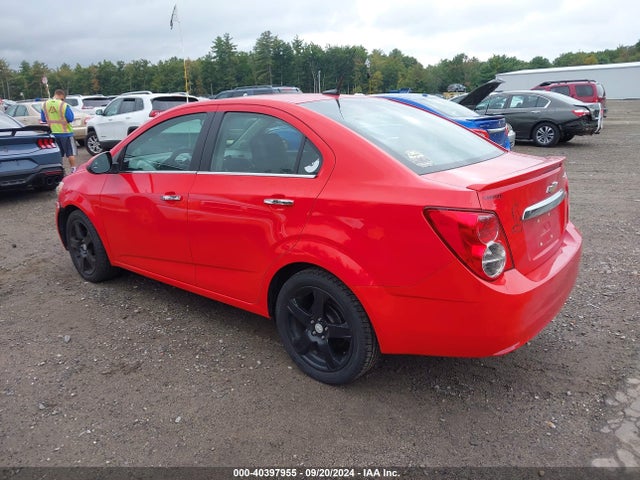 Chevrolet Sonic Ltz Auto 2014 1G1JE5SB6E4193023 Image 3
