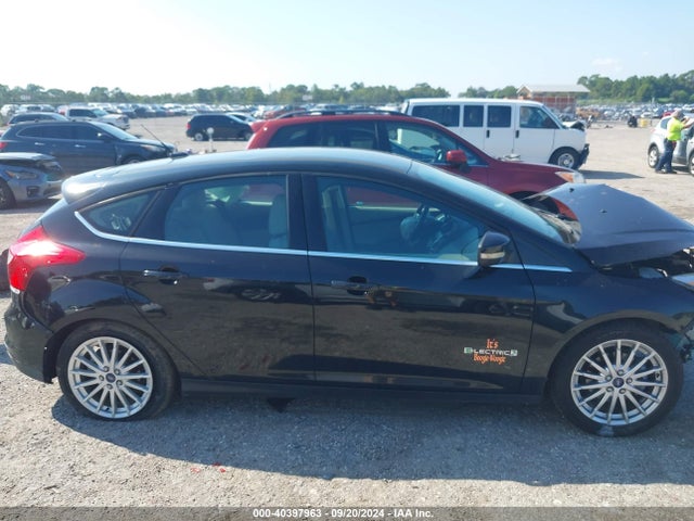 Ford FOCUS ELECTRIC 2014 1FADP3R49EL341803 Image 14