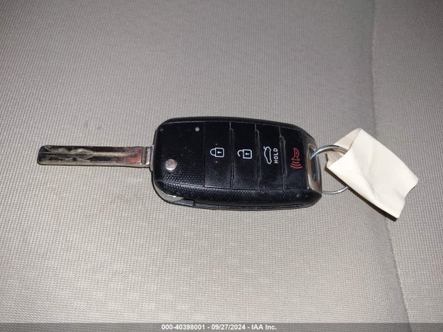KIA Optima Lx 2015 5XXGM4A7XFG484319 Image 11