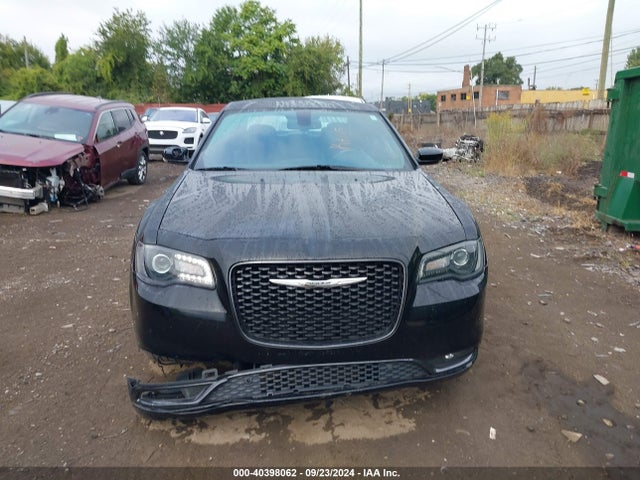 Chrysler 300 300s 2015 2C3CCAGG5FH756932 Image 12