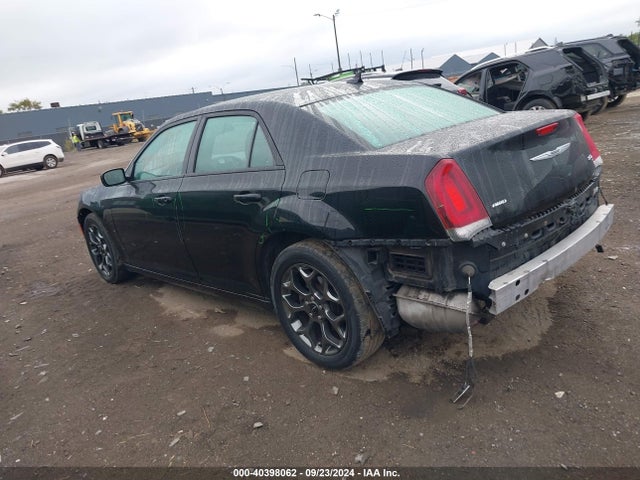 2C3CCAGG5FH756932 Chrysler 300 300s