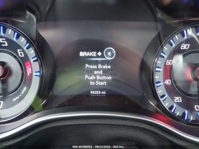 2C3CCAGG5FH756932 Chrysler 300 300s