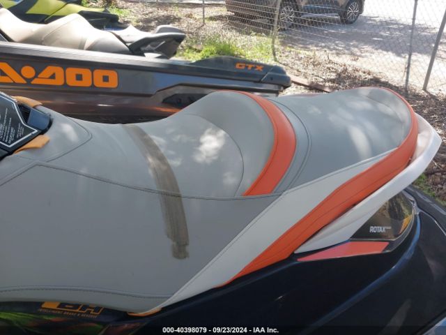 2018 SEADOO OTHER YDV47651D818      Photo 7