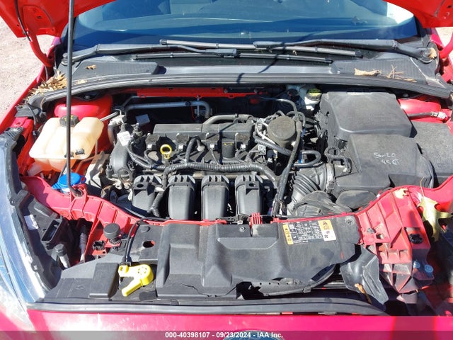 Ford FOCUS SE 2015 1FADP3K22FL301623 Image 10