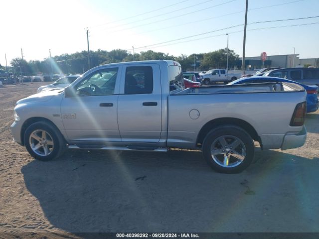 1C6RR6FT7JS216863 RAM 1500 Express Quad Cab 4x2 6'4 Box