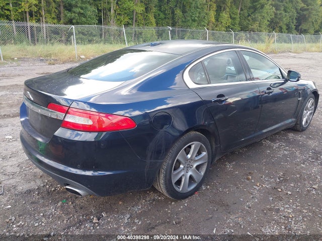2011 JAGUAR XF SAJWA0FB7BLS20190 Photo 3