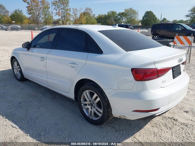 WAUB8GFF4H1043118 Audi A3 2.0t Premium