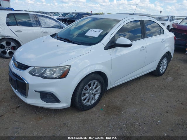 Chevrolet SONIC LT 2017 1G1JD5SB7H4152472 Image 2