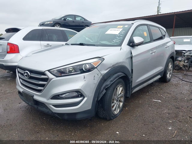 Hyundai TUCSON SE 2017 KM8J3CA40HU418430 Image 2